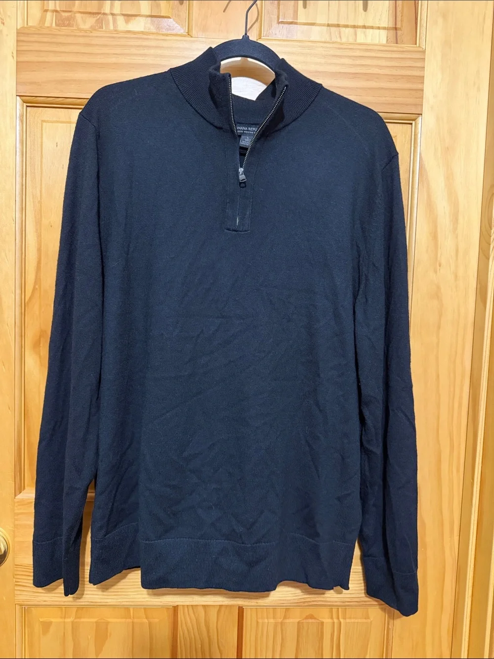 Banana Republic Men's Black Merino Wool 1/4 Zip-Neck Sweater